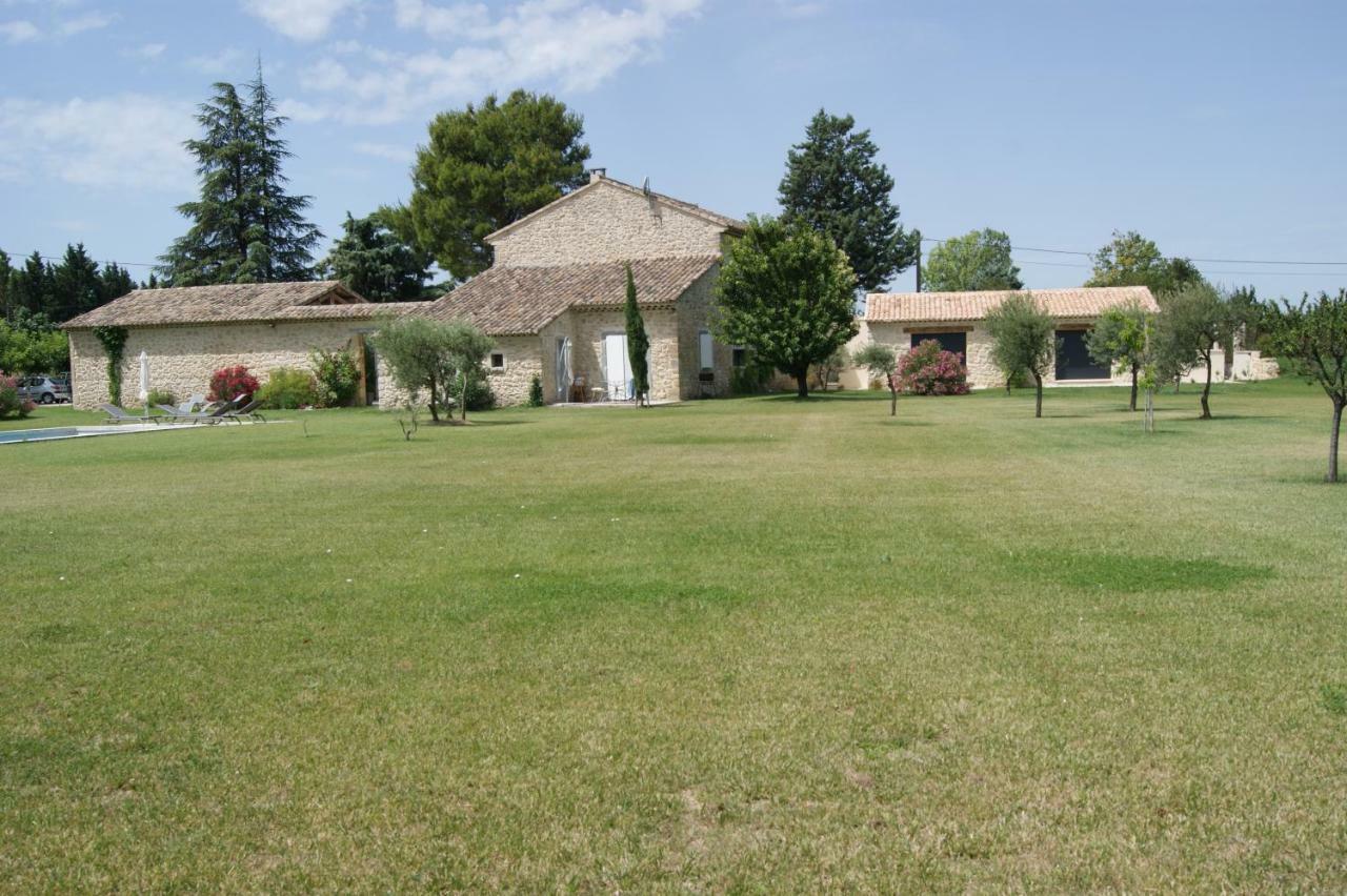 Gites Dans Mas En Pierres Robion en Luberon المظهر الخارجي الصورة
